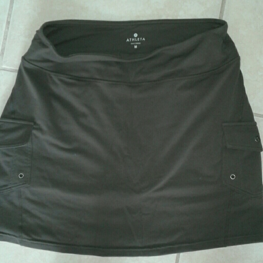 Athleta dark brown pocketed skorts